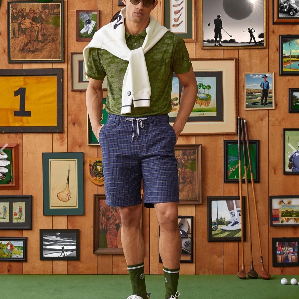 TODD SNYDER X FOOTJOY SEERSUCKER PLAID TRAVELER SHORT IN NAVY PLAID Medium